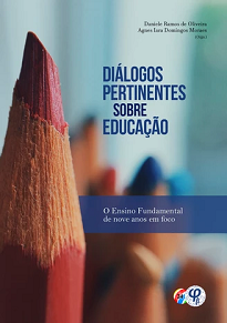 Diálogos Pertinentes Sobre Educação traz textos apresentados no “XII Seminário de Educação e VII Colóquio de Pesquisa”, realizado em agosto de 2019 na UEMS.